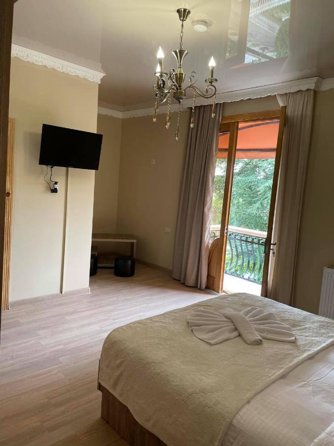 Hotel Shogi Зугдиди Экстерьер фото