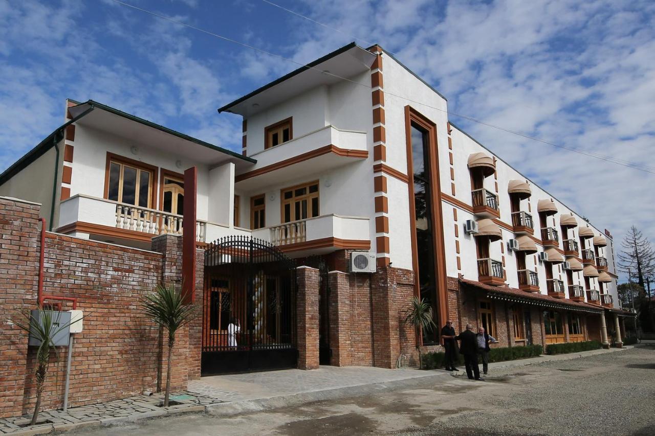 Hotel Shogi Зугдиди Экстерьер фото