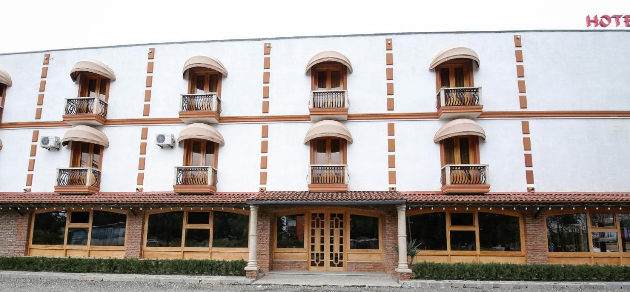 Hotel Shogi Зугдиди Экстерьер фото